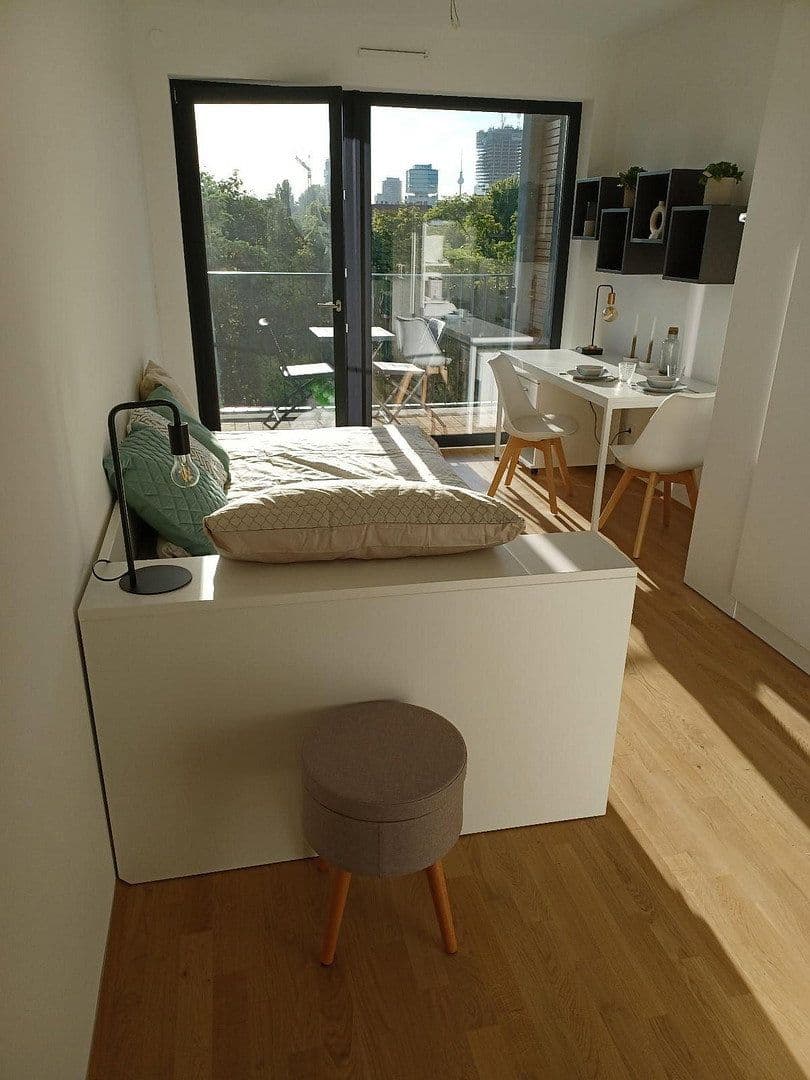 Pronájem bytu 1+1 31 m², Bossestr. 7m, Berlin, Berlín Pronájem bytu 1+1 31 m², Bossestr. 7m, Berlin, Berlín