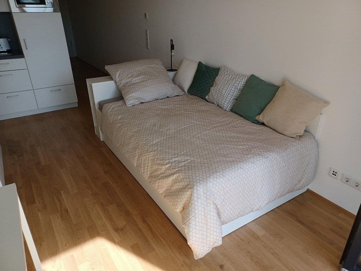 Pronájem bytu 1+1 31 m², Bossestr. 7m, Berlin, Berlín Pronájem bytu 1+1 31 m², Bossestr. 7m, Berlin, Berlín