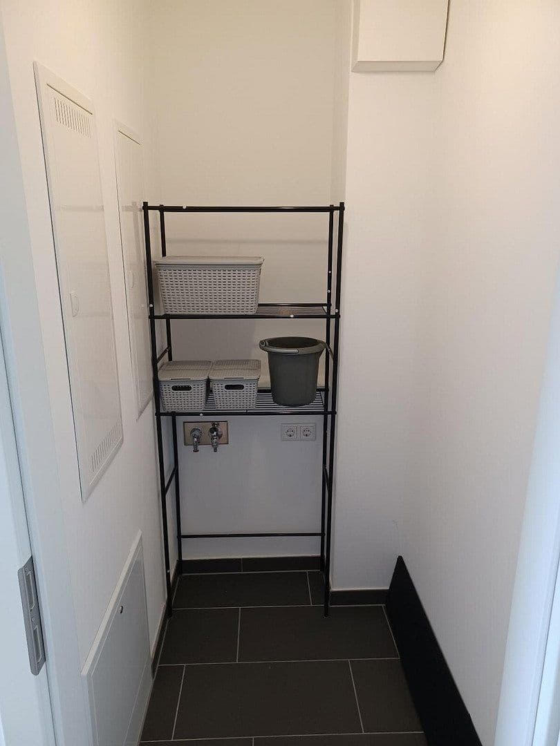 Pronájem bytu 1+1 31 m², Bossestr. 7m, Berlin, Berlín Pronájem bytu 1+1 31 m², Bossestr. 7m, Berlin, Berlín