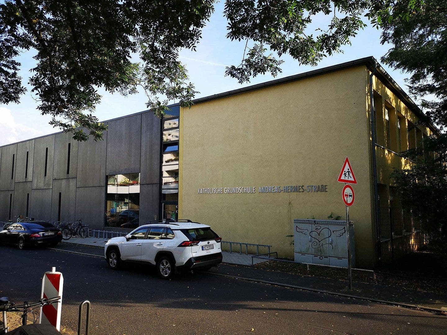 Prodej bytu 4+kk 89 m², Europaring 9, Köln, Severní Porýní-Vestfálsko Prodej bytu 4+kk 89 m², Europaring 9, Köln, Severní Porýní-Vestfálsko