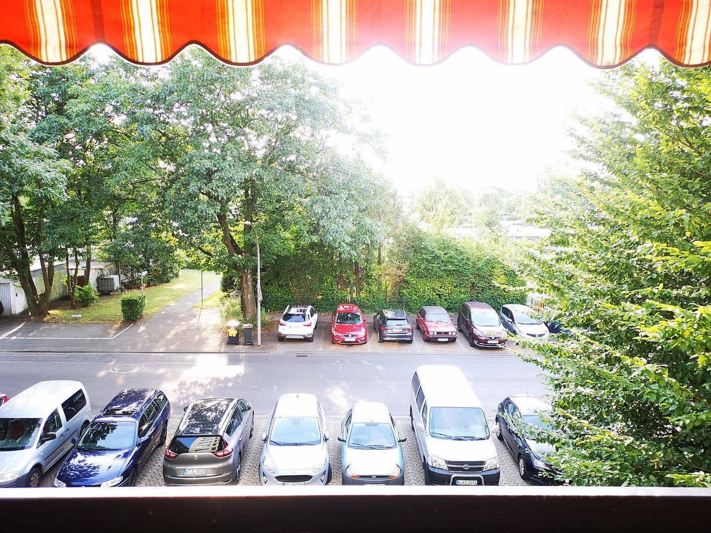 Prodej bytu 4+kk 89 m², Europaring 9, Köln, Severní Porýní-Vestfálsko Prodej bytu 4+kk 89 m², Europaring 9, Köln, Severní Porýní-Vestfálsko