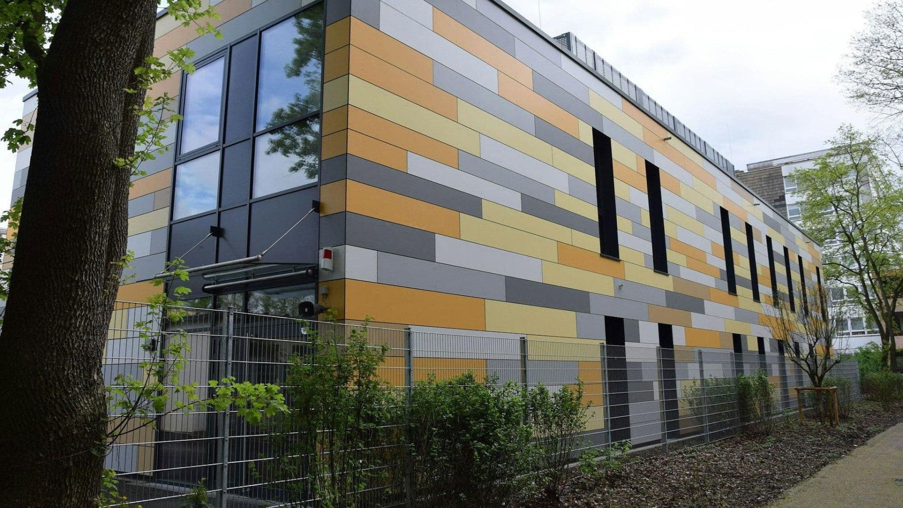 Prodej bytu 4+kk 89 m², Europaring 9, Köln, Severní Porýní-Vestfálsko Prodej bytu 4+kk 89 m², Europaring 9, Köln, Severní Porýní-Vestfálsko