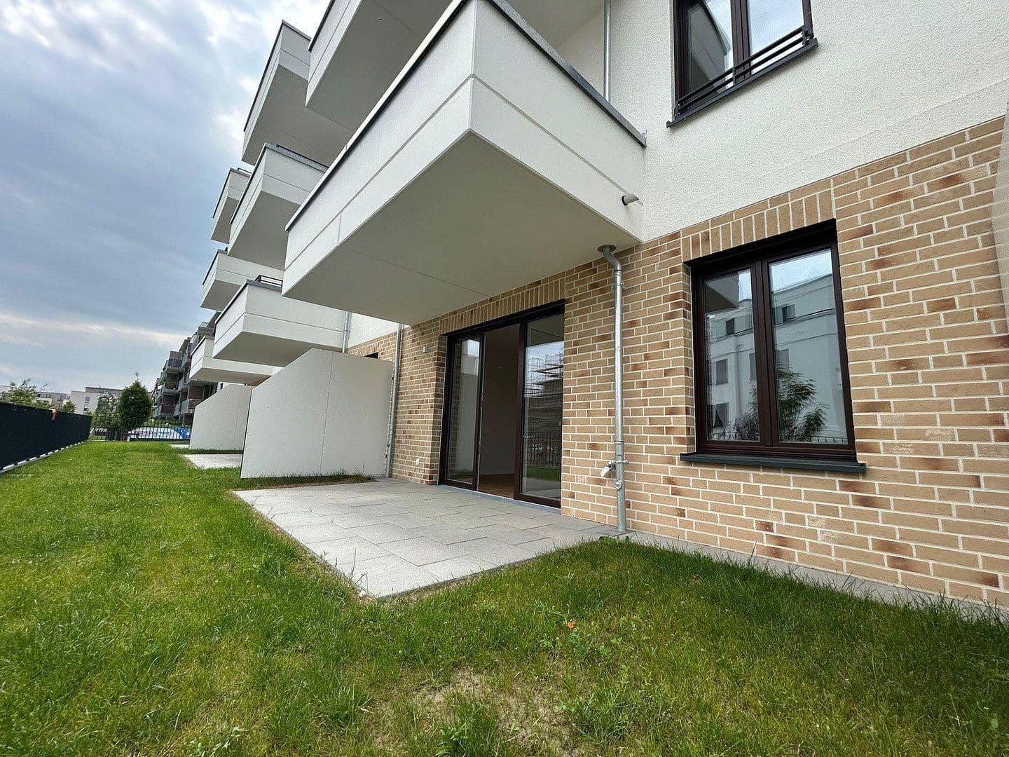 Pronájem bytu 2+1 60 m², Regattastraße 9, Berlin, Berlín Pronájem bytu 2+1 60 m², Regattastraße 9, Berlin, Berlín