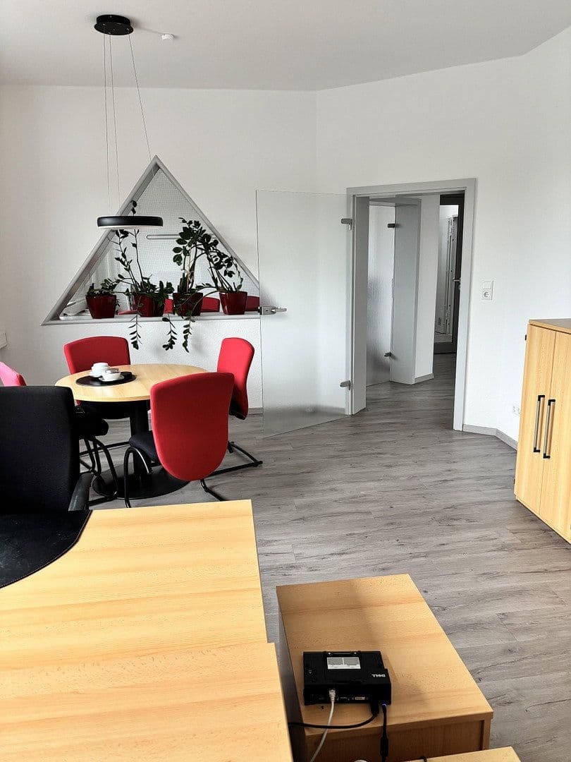 Pronájem kanceláře 111 m², Harpener Feld 33, Bochum, Severní Porýní-Vestfálsko Pronájem kanceláře 111 m², Harpener Feld 33, Bochum, Severní Porýní-Vestfálsko