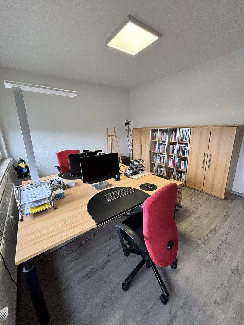 Pronájem kanceláře 111 m², Harpener Feld 33, Bochum, Severní Porýní-Vestfálsko Pronájem kanceláře 111 m², Harpener Feld 33, Bochum, Severní Porýní-Vestfálsko