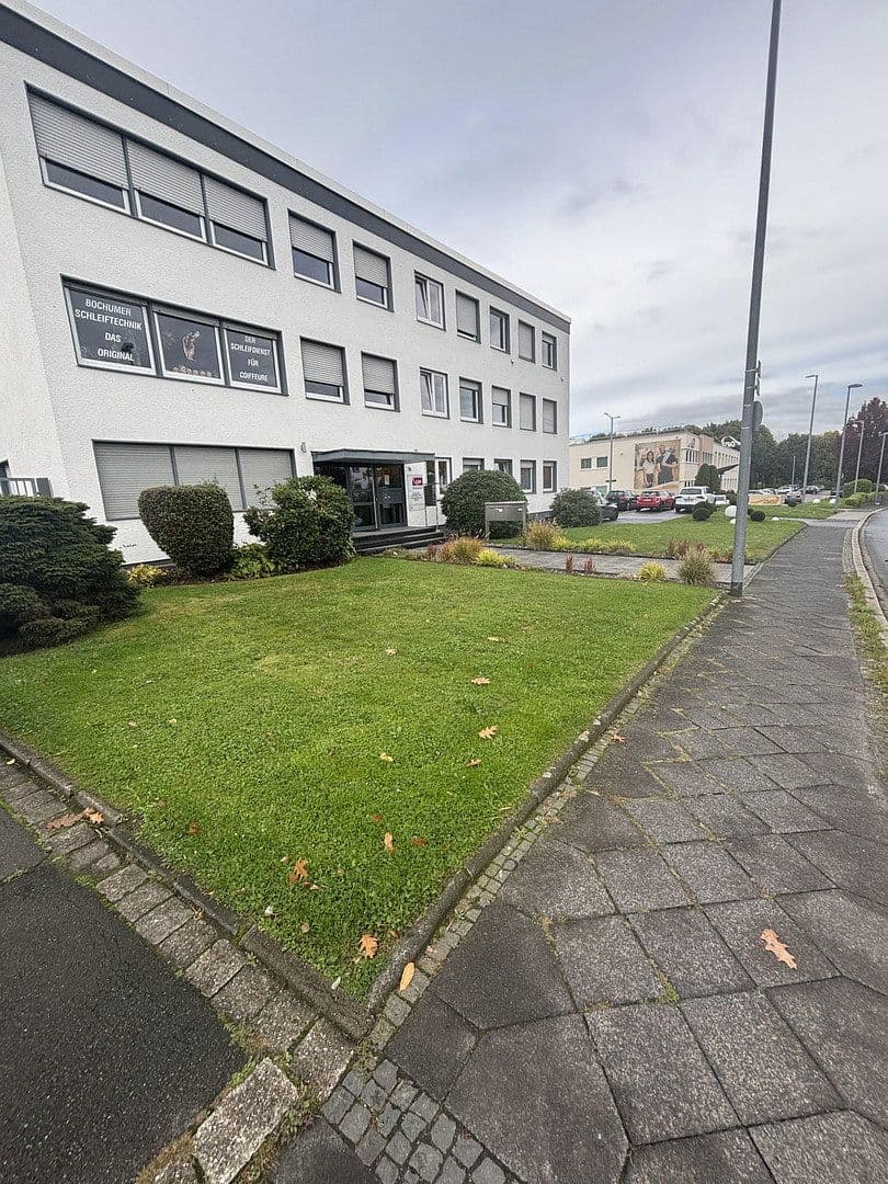 Pronájem kanceláře 111 m², Harpener Feld 33, Bochum, Severní Porýní-Vestfálsko Pronájem kanceláře 111 m², Harpener Feld 33, Bochum, Severní Porýní-Vestfálsko