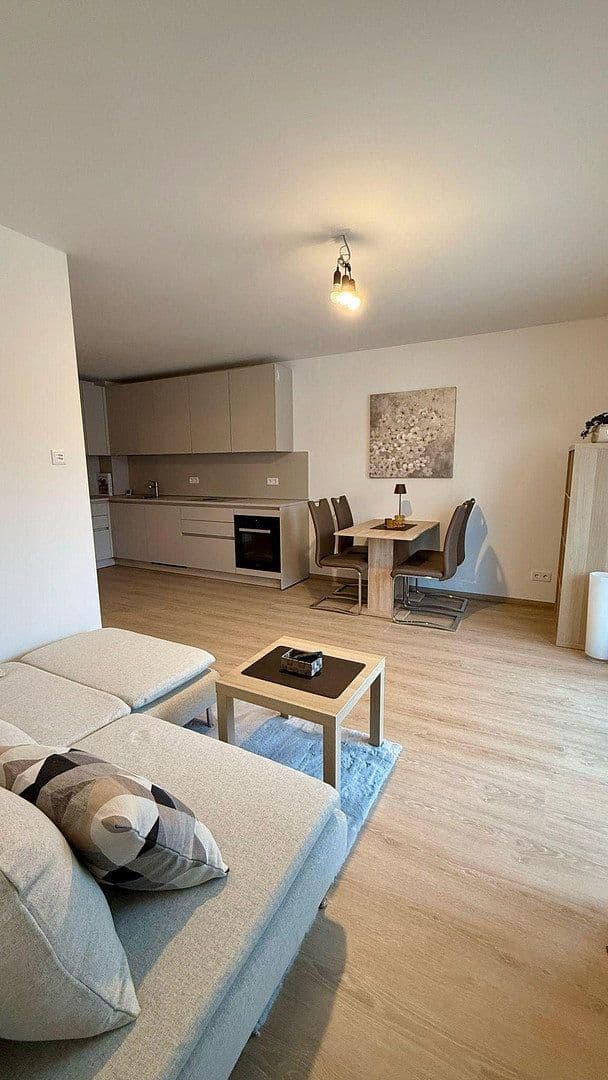 Pronájem bytu 1+kk 43 m², Langenzenn, Bavorsko Pronájem bytu 1+kk 43 m², Langenzenn, Bavorsko