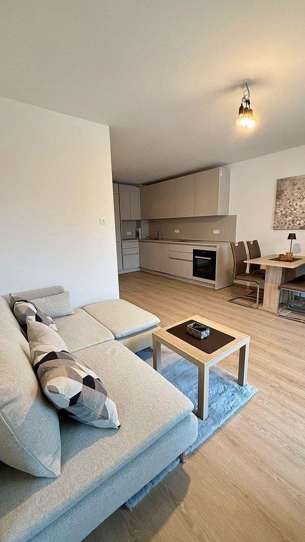 Pronájem bytu 1+kk 43 m², Langenzenn, Bavorsko Pronájem bytu 1+kk 43 m², Langenzenn, Bavorsko