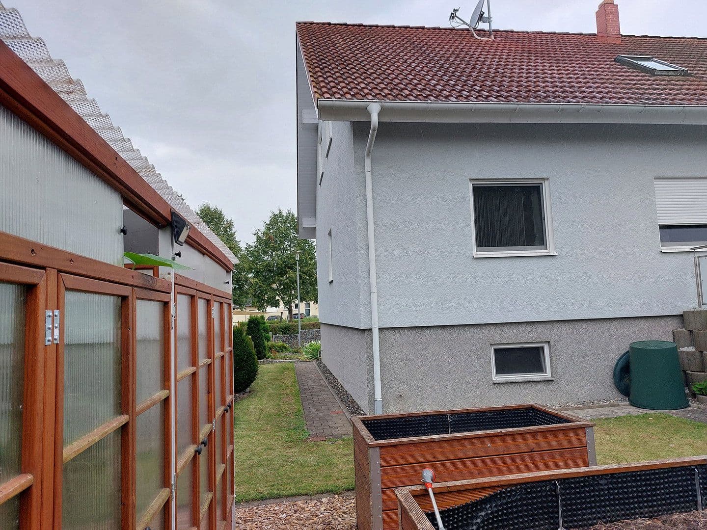 Prodej domu 176 m², pozemek 551 m², Am Schwefelgraben 3, Mühlhausen-Ehingen, Bádensko-Württembersko Prodej domu 176 m², pozemek 551 m², Am Schwefelgraben 3, Mühlhausen-Ehingen, Bádensko-Württembersko