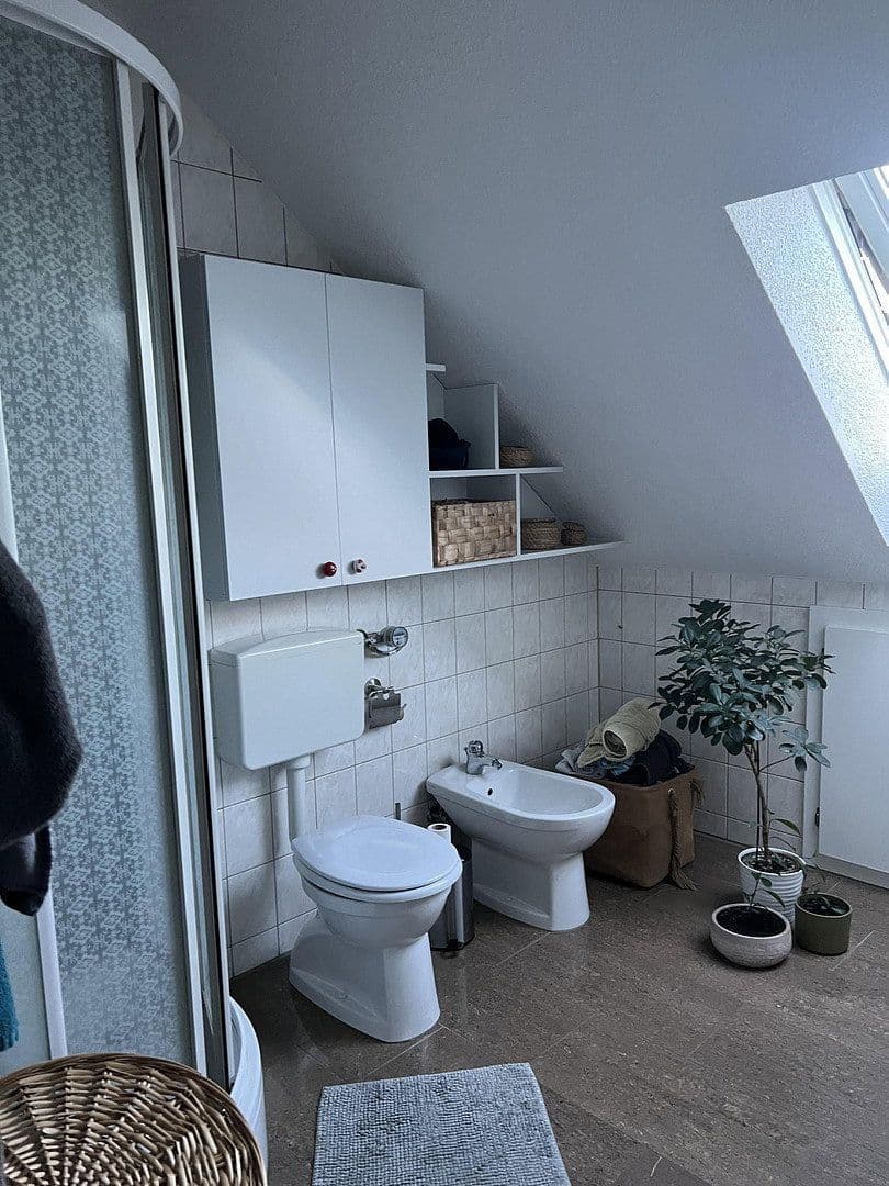 Prodej domu 176 m², pozemek 551 m², Am Schwefelgraben 3, Mühlhausen-Ehingen, Bádensko-Württembersko Prodej domu 176 m², pozemek 551 m², Am Schwefelgraben 3, Mühlhausen-Ehingen, Bádensko-Württembersko