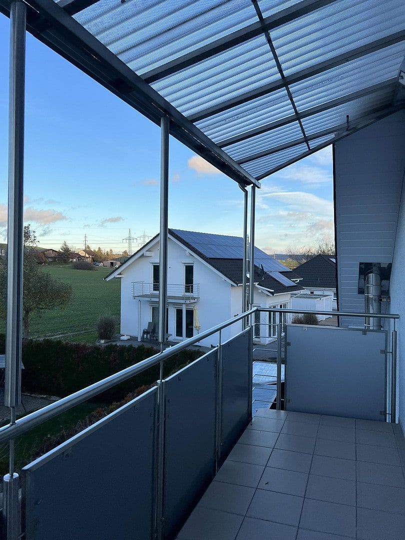 Prodej domu 176 m², pozemek 551 m², Am Schwefelgraben 3, Mühlhausen-Ehingen, Bádensko-Württembersko Prodej domu 176 m², pozemek 551 m², Am Schwefelgraben 3, Mühlhausen-Ehingen, Bádensko-Württembersko