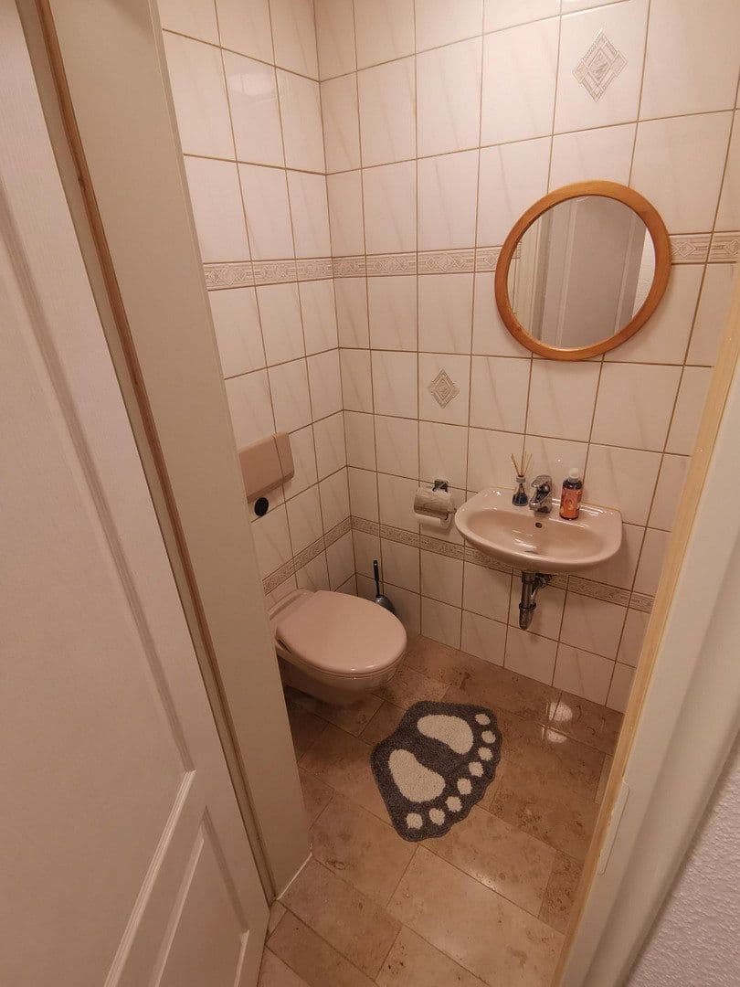 Pronájem bytu 4+1 97 m², Schleswiger Straße 38 a, Heide, Šlesvicko-Holštýnsko Pronájem bytu 4+1 97 m², Schleswiger Straße 38 a, Heide, Šlesvicko-Holštýnsko