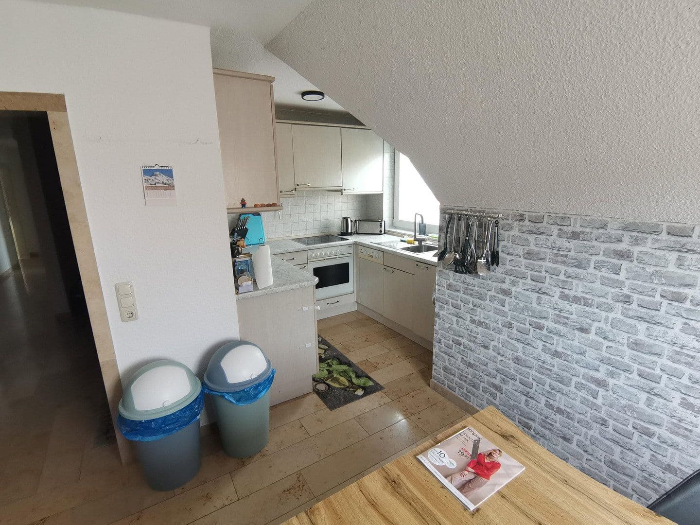 Pronájem bytu 4+1 97 m², Schleswiger Straße 38 a, Heide, Šlesvicko-Holštýnsko Pronájem bytu 4+1 97 m², Schleswiger Straße 38 a, Heide, Šlesvicko-Holštýnsko