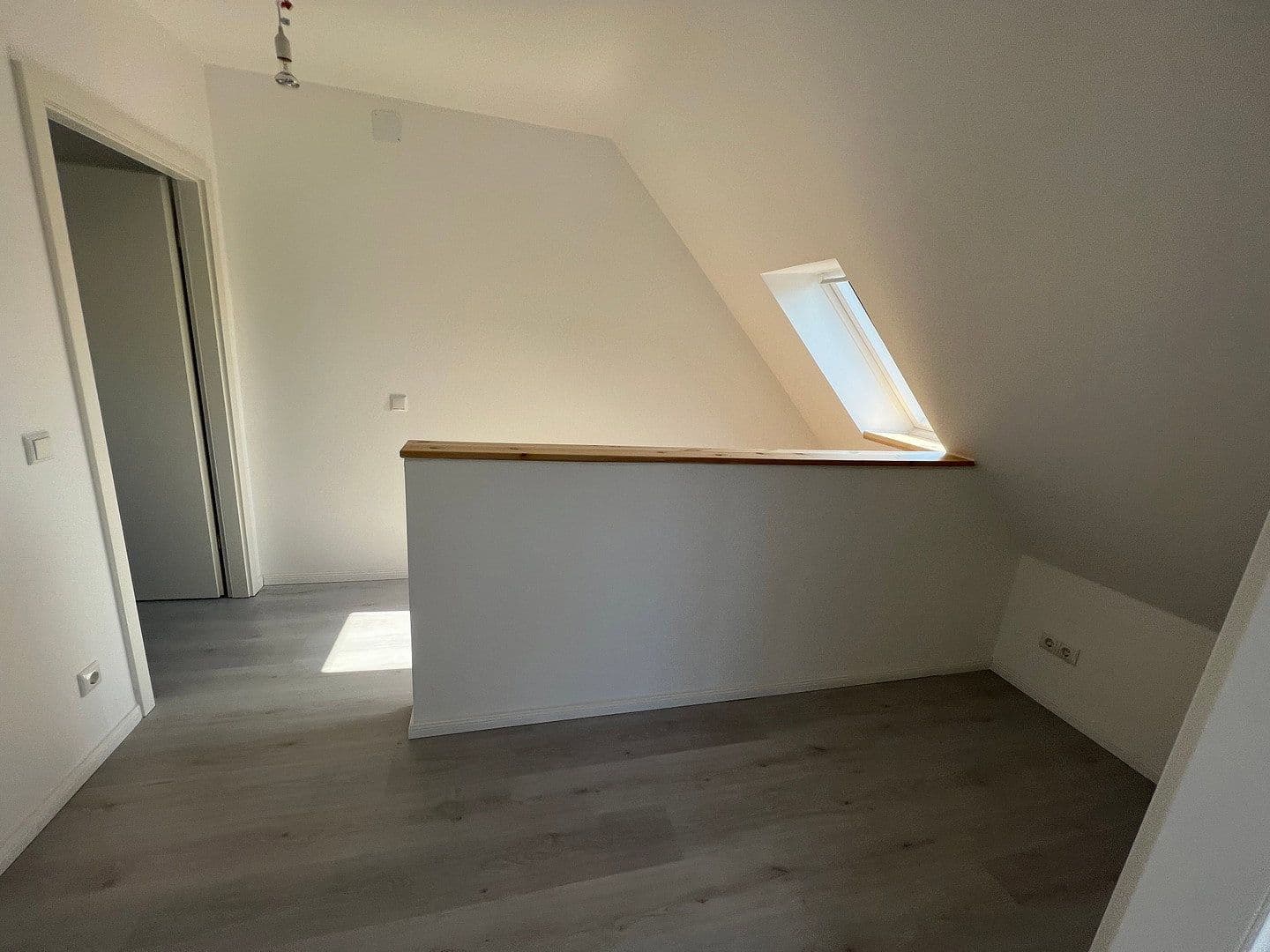 Pronájem domu 115 m², pozemek 346 m², Hamburg, Hamburg Pronájem domu 115 m², pozemek 346 m², Hamburg, Hamburg