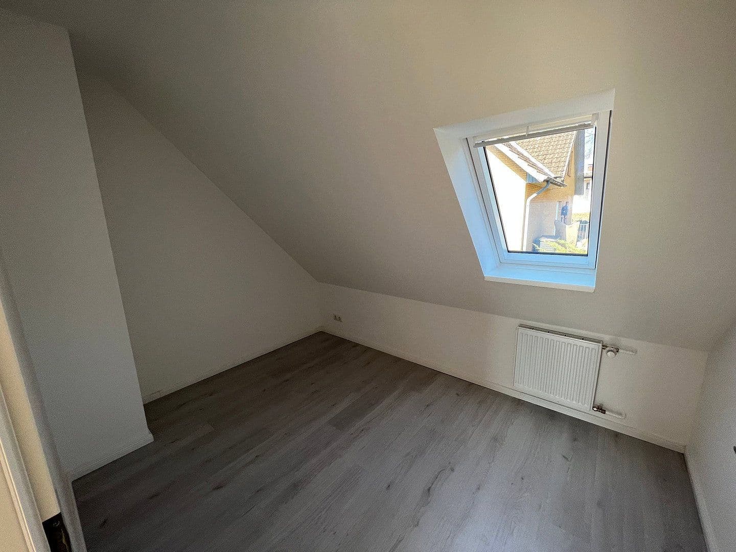 Pronájem domu 115 m², pozemek 346 m², Hamburg, Hamburg Pronájem domu 115 m², pozemek 346 m², Hamburg, Hamburg