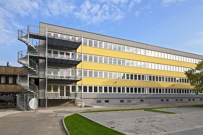 Pronájem bytu 1+1 13 m², Franklinstraße 20, Dresden, Sasko Pronájem bytu 1+1 13 m², Franklinstraße 20, Dresden, Sasko
