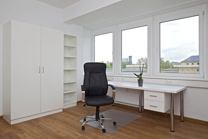 Pronájem bytu 1+1 13 m², Franklinstraße 20, Dresden, Sasko Pronájem bytu 1+1 13 m², Franklinstraße 20, Dresden, Sasko