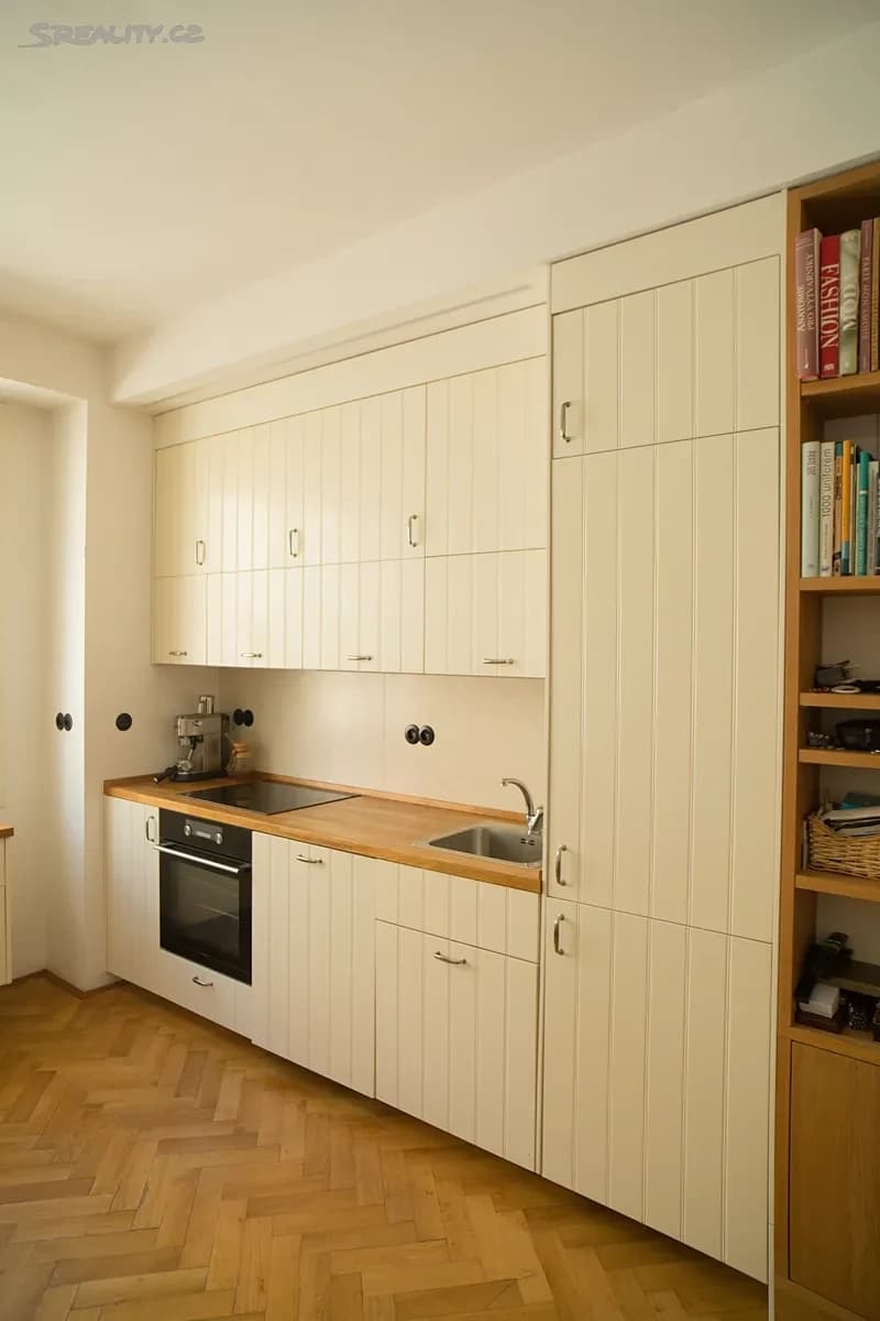 Prodej bytu 3+kk 73 m², Vrázova, Praha, Praha Prodej bytu 3+kk 73 m², Vrázova, Praha, Praha