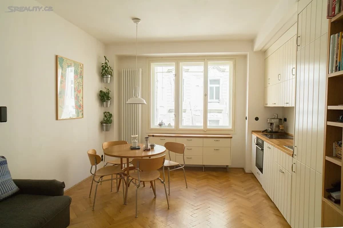 Prodej bytu 3+kk 73 m², Vrázova, Praha, Praha Prodej bytu 3+kk 73 m², Vrázova, Praha, Praha