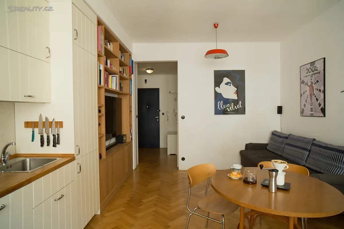 Prodej bytu 3+kk 73 m², Vrázova, Praha, Praha Prodej bytu 3+kk 73 m², Vrázova, Praha, Praha