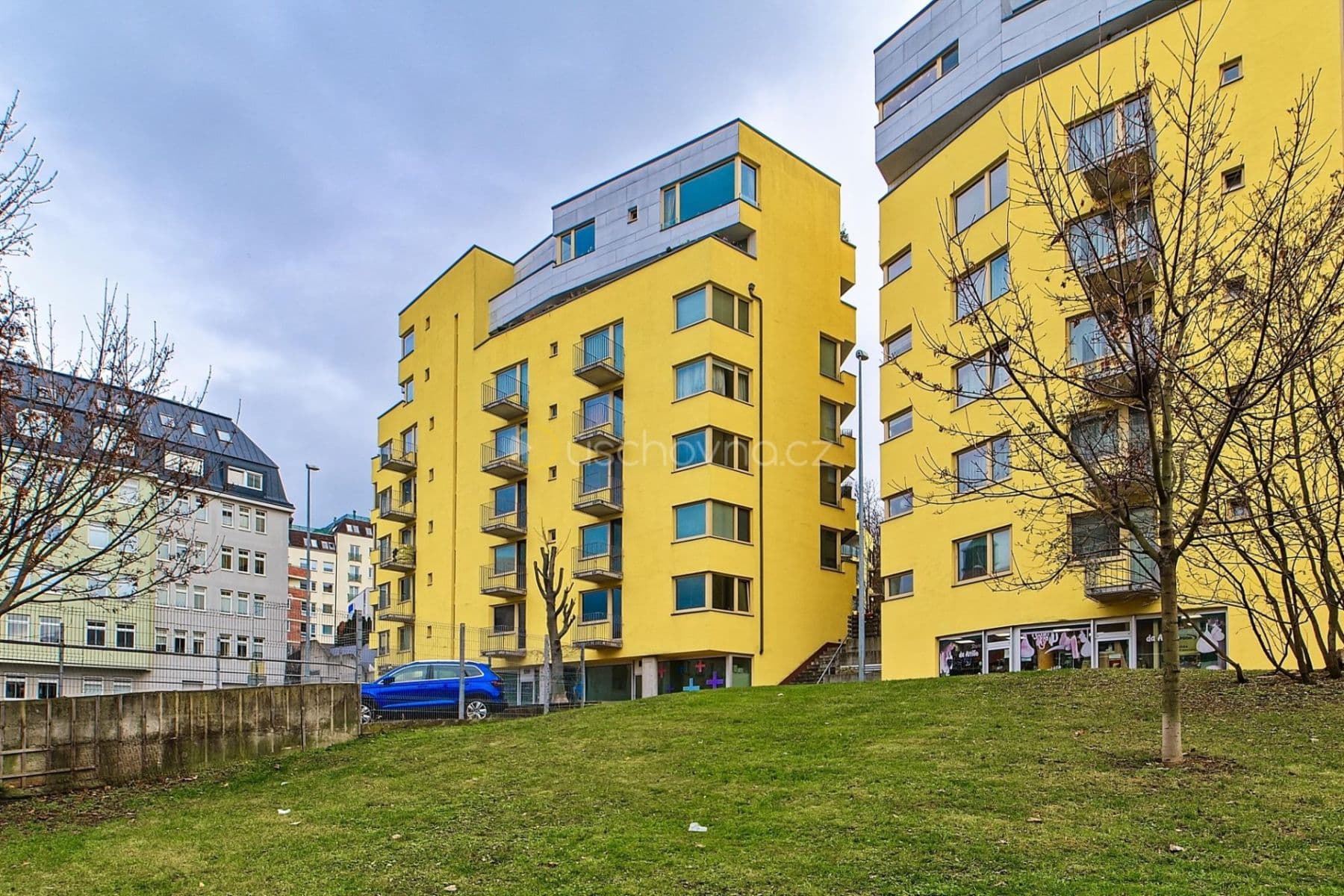 Prodej bytu 1+kk 46 m², Jeseniova, Praha, Praha Prodej bytu 1+kk 46 m², Jeseniova, Praha, Praha