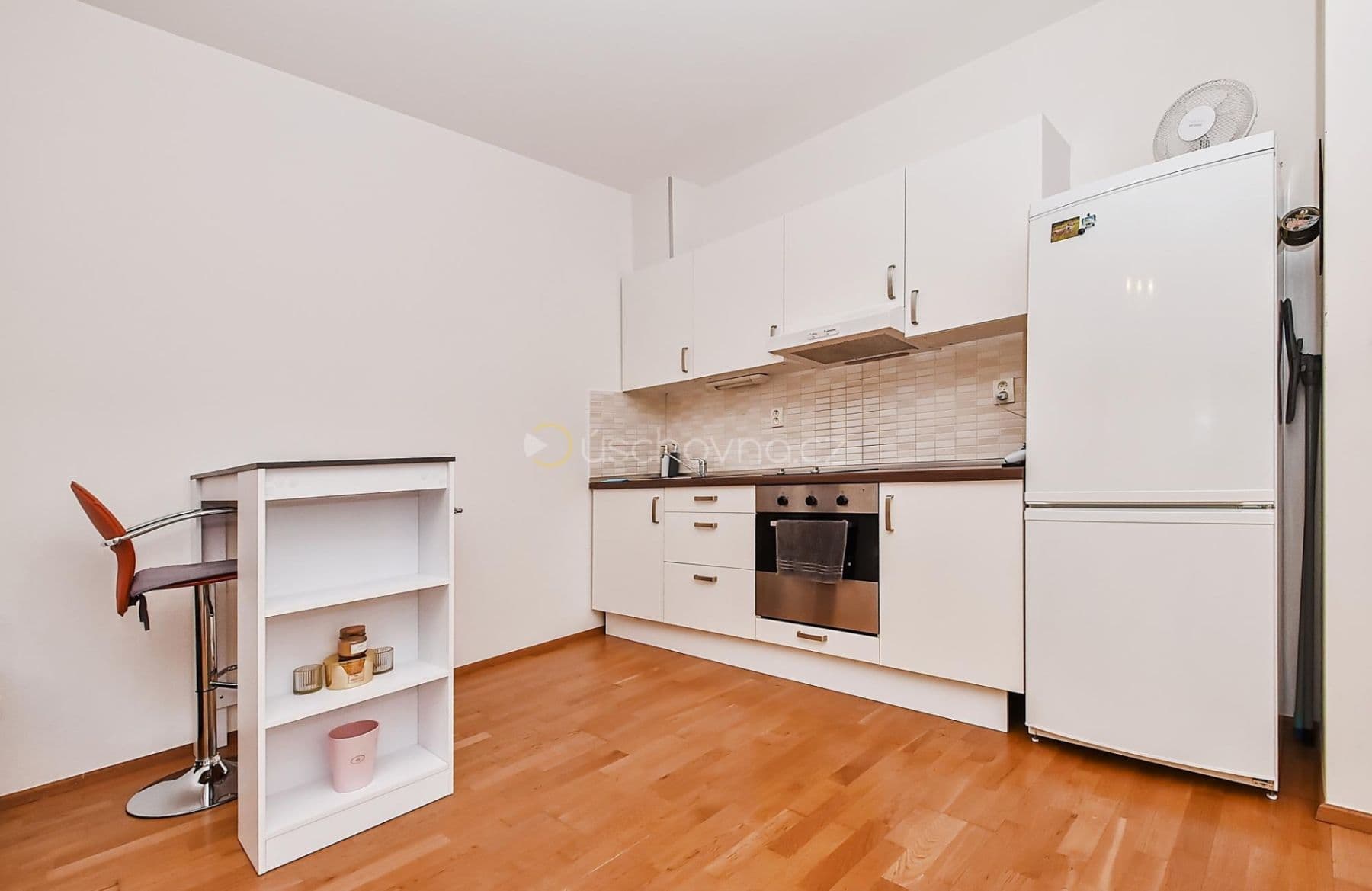 Prodej bytu 1+kk 46 m², Jeseniova, Praha, Praha Prodej bytu 1+kk 46 m², Jeseniova, Praha, Praha