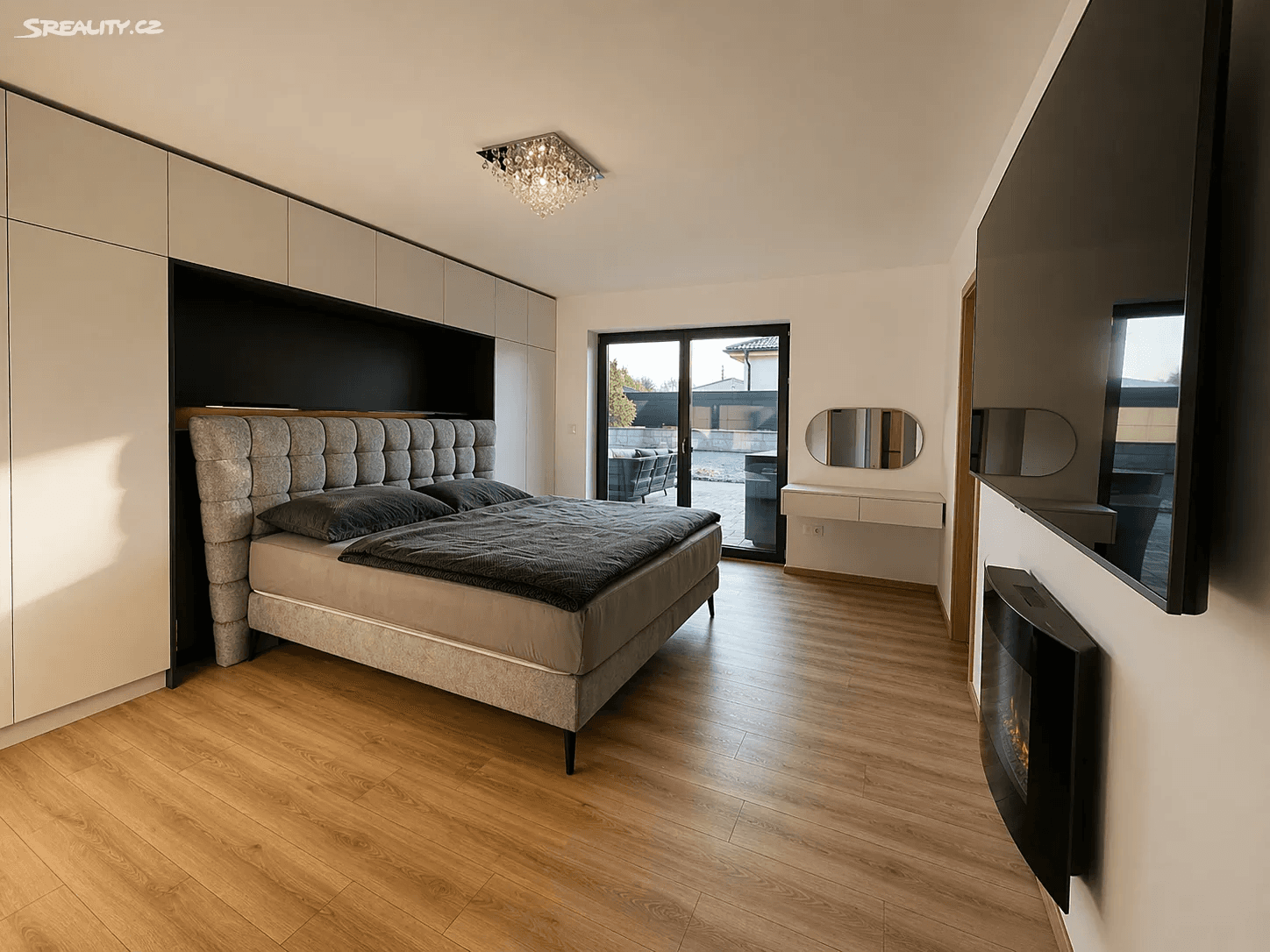 Prodej domu 159 m², pozemek 835 m², Pomněnková, Mukařov, Středočeský kraj Prodej domu 159 m², pozemek 835 m², Pomněnková, Mukařov, Středočeský kraj