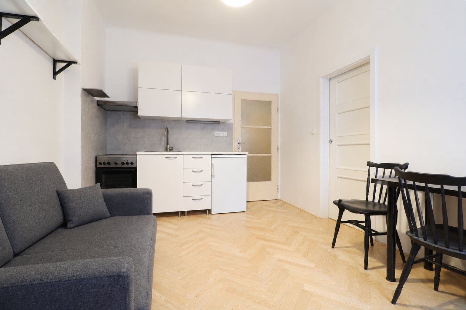 Pronájem bytu 1+1 39 m², Vacínova, Praha, Praha Pronájem bytu 1+1 39 m², Vacínova, Praha, Praha