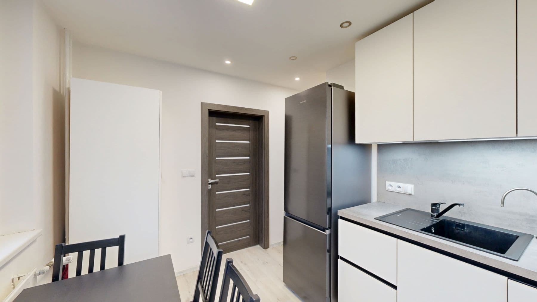 Pronájem bytu 3+1 68 m², Na Loučkách, Kuřim, Jihomoravský kraj Pronájem bytu 3+1 68 m², Na Loučkách, Kuřim, Jihomoravský kraj