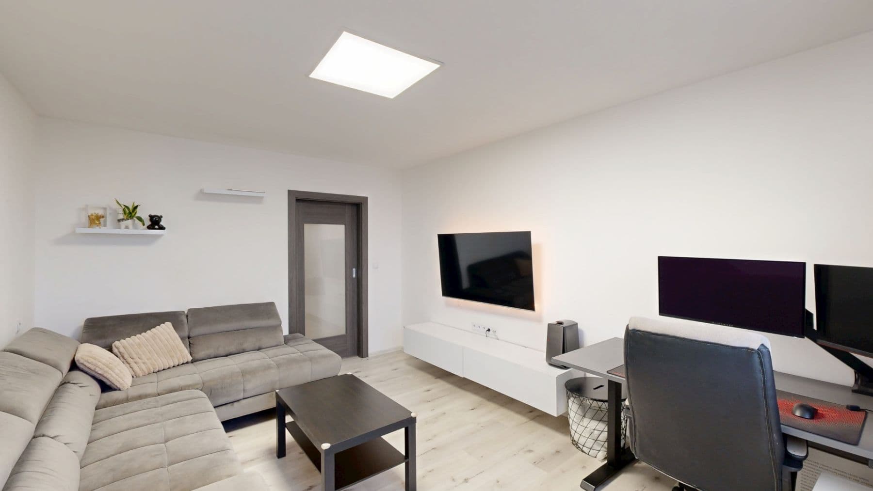 Pronájem bytu 3+1 68 m², Na Loučkách, Kuřim, Jihomoravský kraj Pronájem bytu 3+1 68 m², Na Loučkách, Kuřim, Jihomoravský kraj