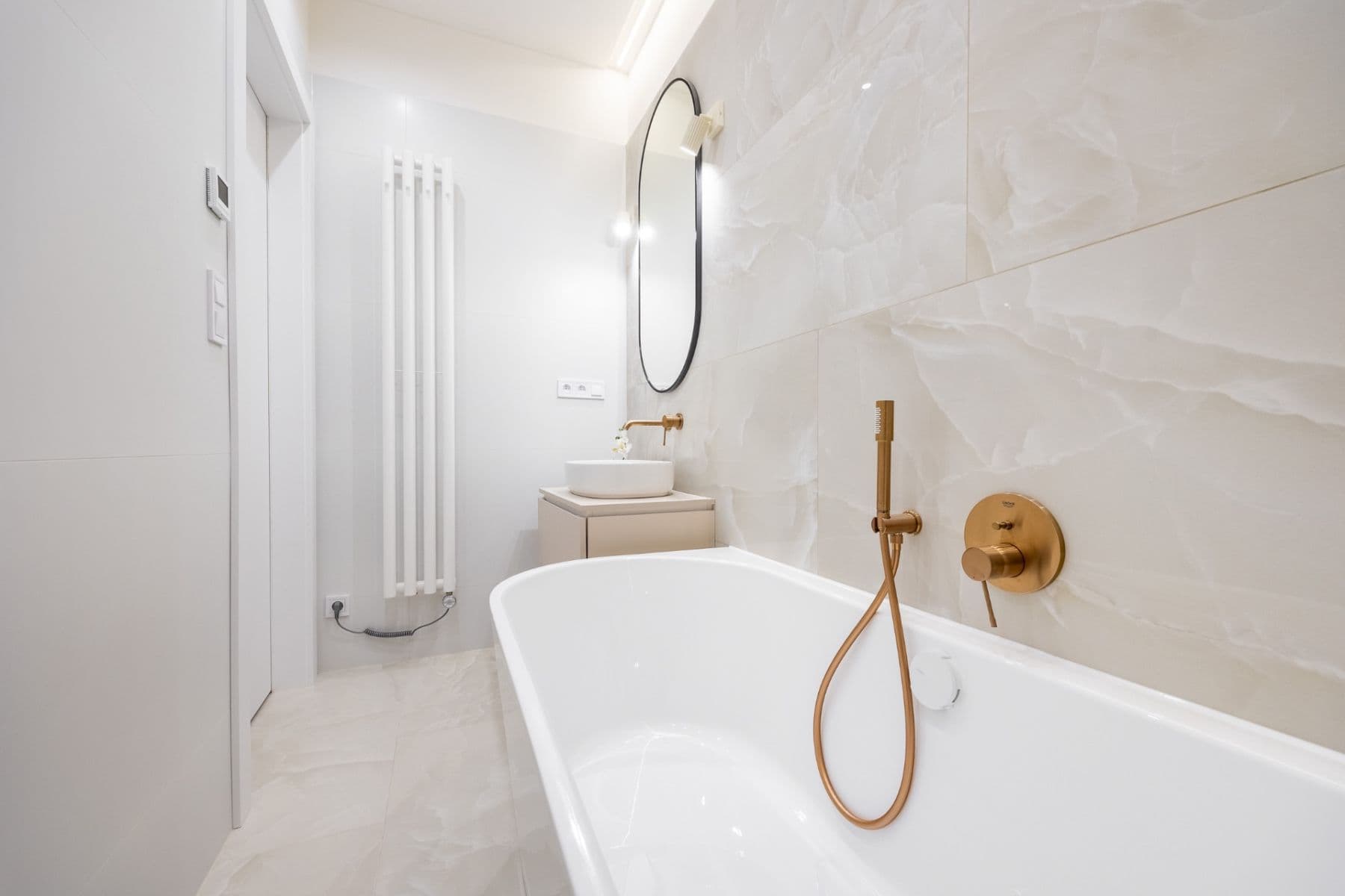 Prodej bytu 3+kk 95 m², Řezáčovo náměstí, Praha, Praha Prodej bytu 3+kk 95 m², Řezáčovo náměstí, Praha, Praha