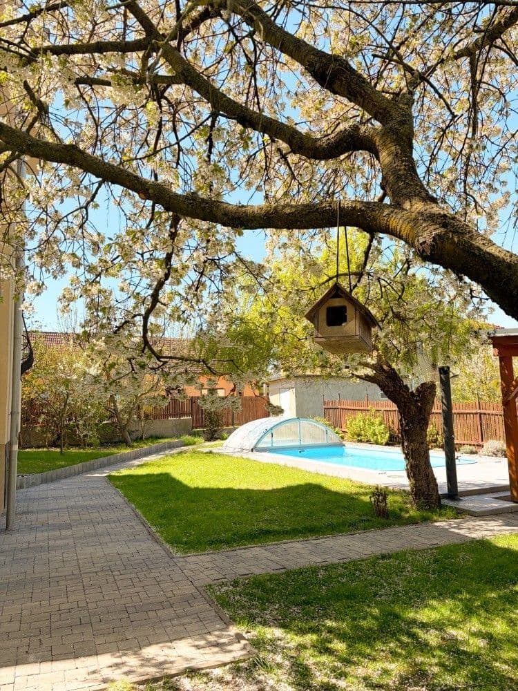 Prodej domu 165 m², pozemek 823 m², Vestecká, Vestec, Středočeský kraj Prodej domu 165 m², pozemek 823 m², Vestecká, Vestec, Středočeský kraj