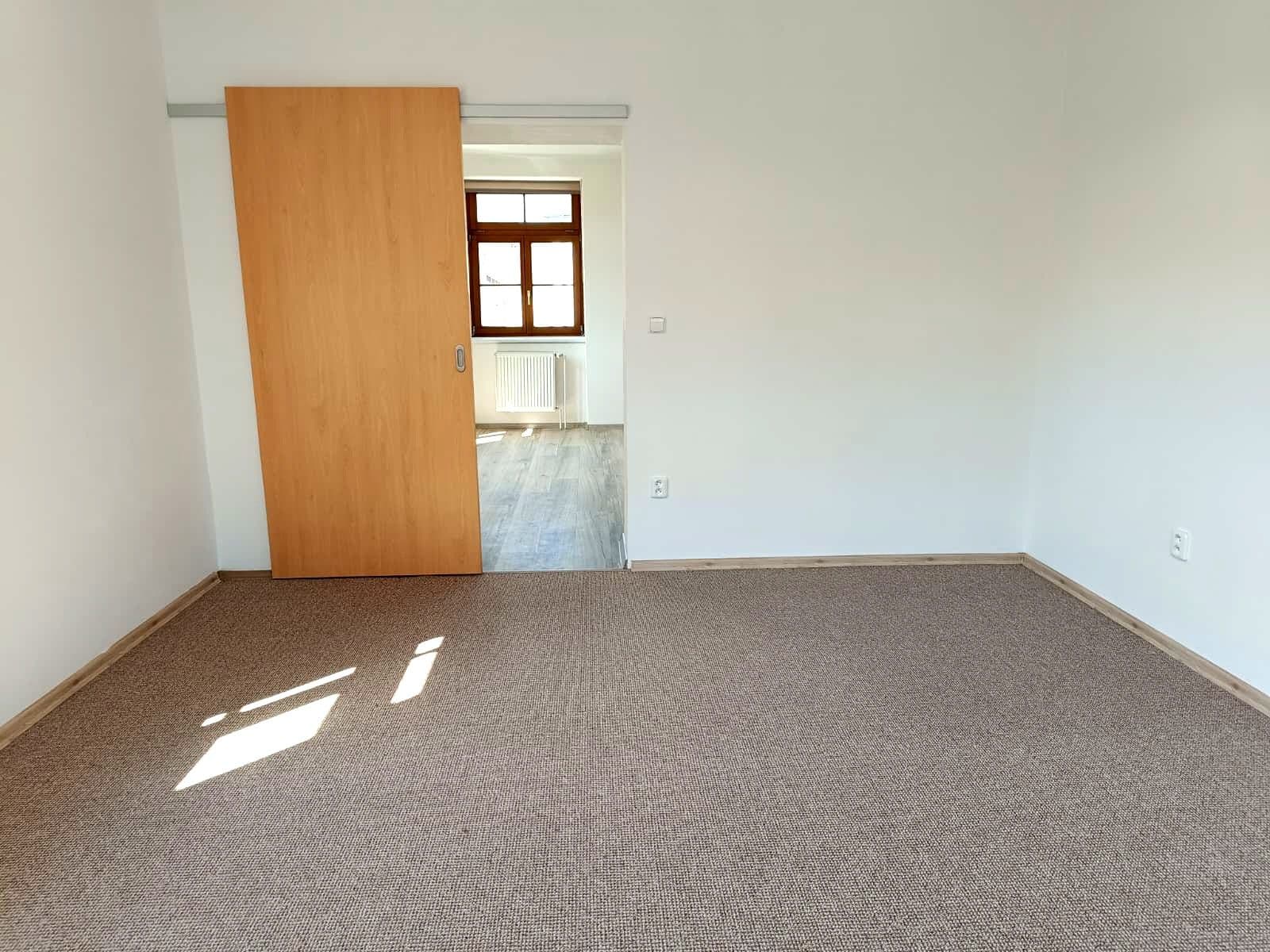 Prodej bytu 3+1 74 m², Dolní Čermná, Pardubický kraj Prodej bytu 3+1 74 m², Dolní Čermná, Pardubický kraj