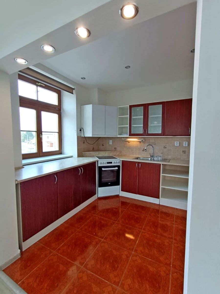 Prodej bytu 3+1 74 m², Dolní Čermná, Pardubický kraj Prodej bytu 3+1 74 m², Dolní Čermná, Pardubický kraj