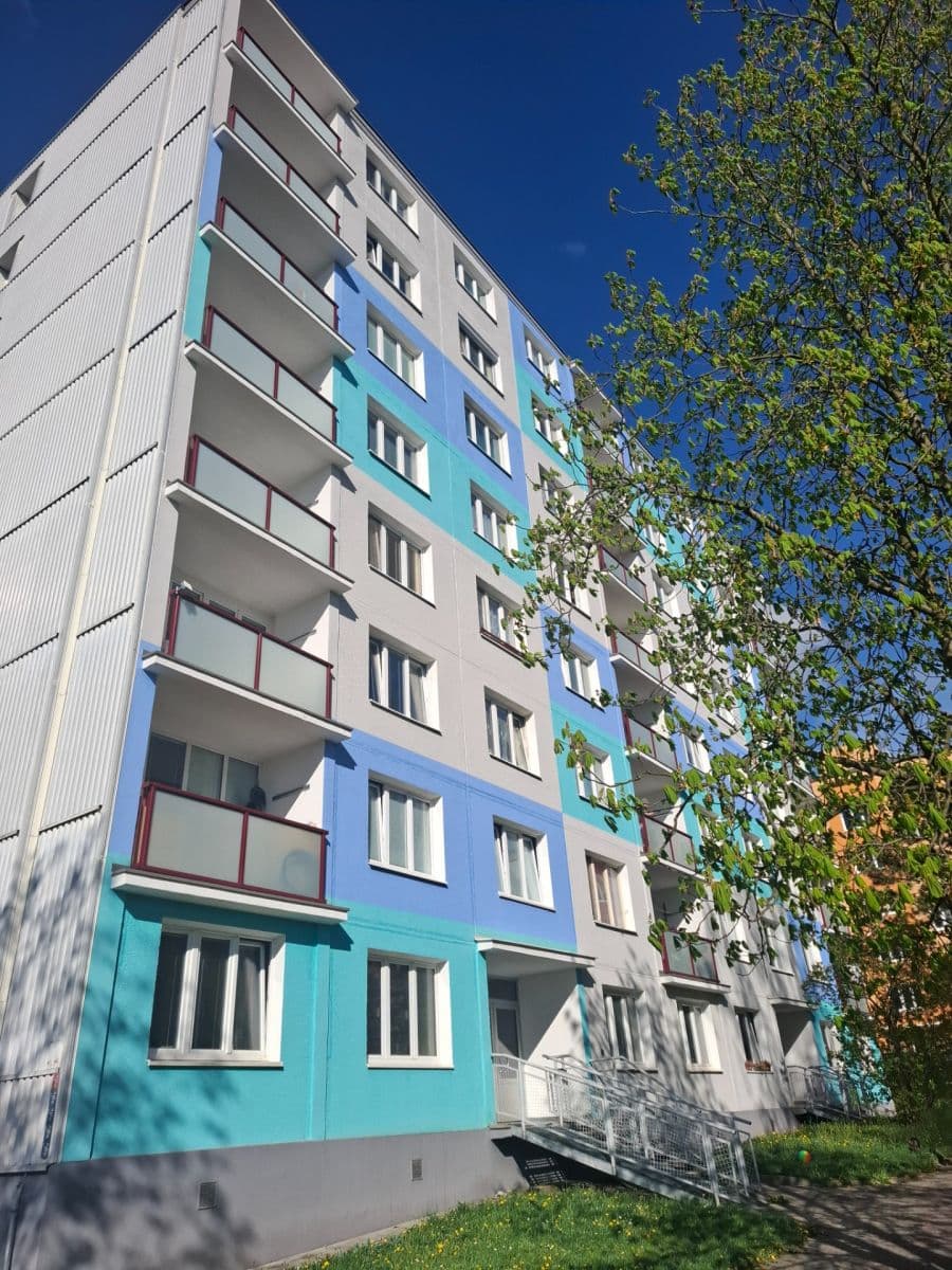 Pronájem bytu 2+1 57 m², Pod Vrchem, Plzeň, Plzeňský kraj Pronájem bytu 2+1 57 m², Pod Vrchem, Plzeň, Plzeňský kraj