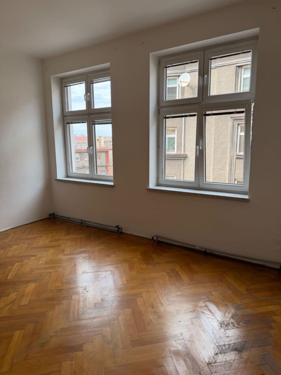 Prodej bytu 3+1 79 m², Nádražní, Český Těšín, Moravskoslezský kraj Prodej bytu 3+1 79 m², Nádražní, Český Těšín, Moravskoslezský kraj
