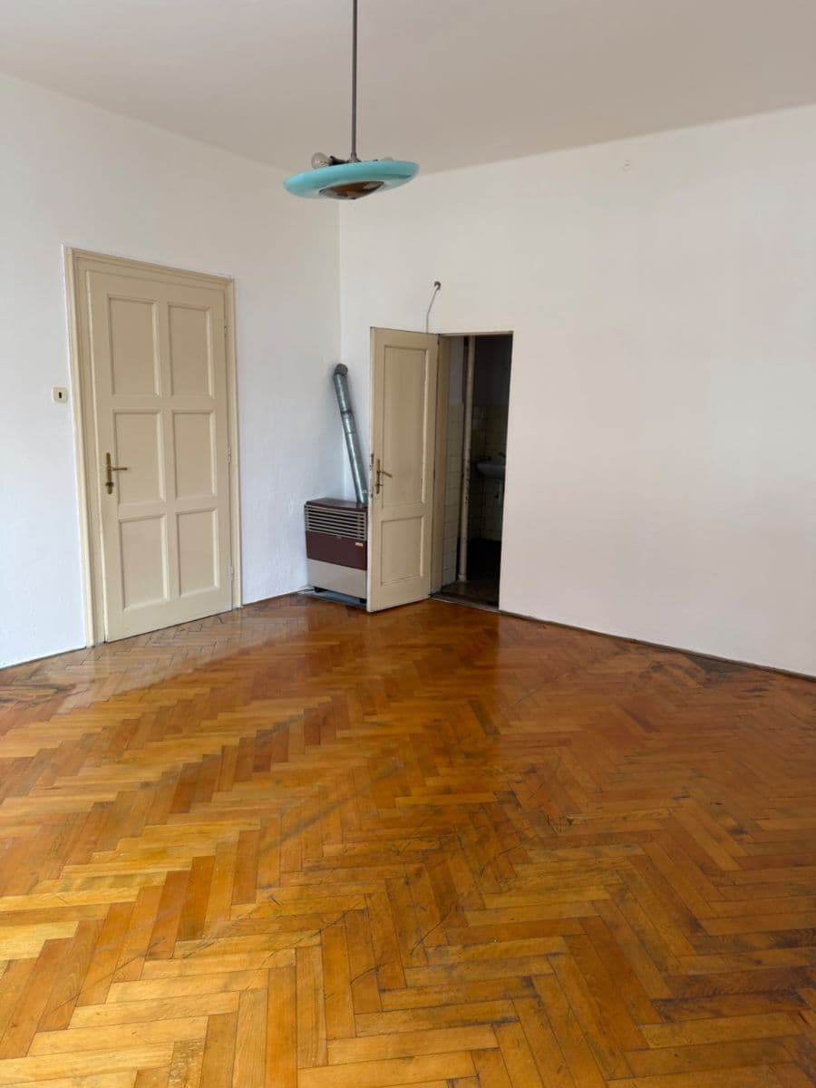 Prodej bytu 3+1 79 m², Nádražní, Český Těšín, Moravskoslezský kraj Prodej bytu 3+1 79 m², Nádražní, Český Těšín, Moravskoslezský kraj