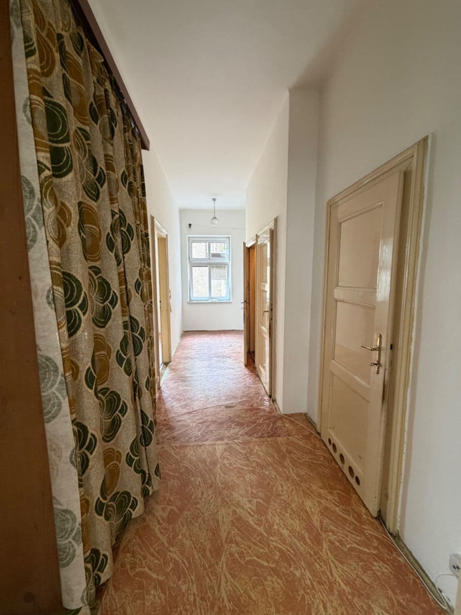 Prodej bytu 3+1 79 m², Nádražní, Český Těšín, Moravskoslezský kraj Prodej bytu 3+1 79 m², Nádražní, Český Těšín, Moravskoslezský kraj