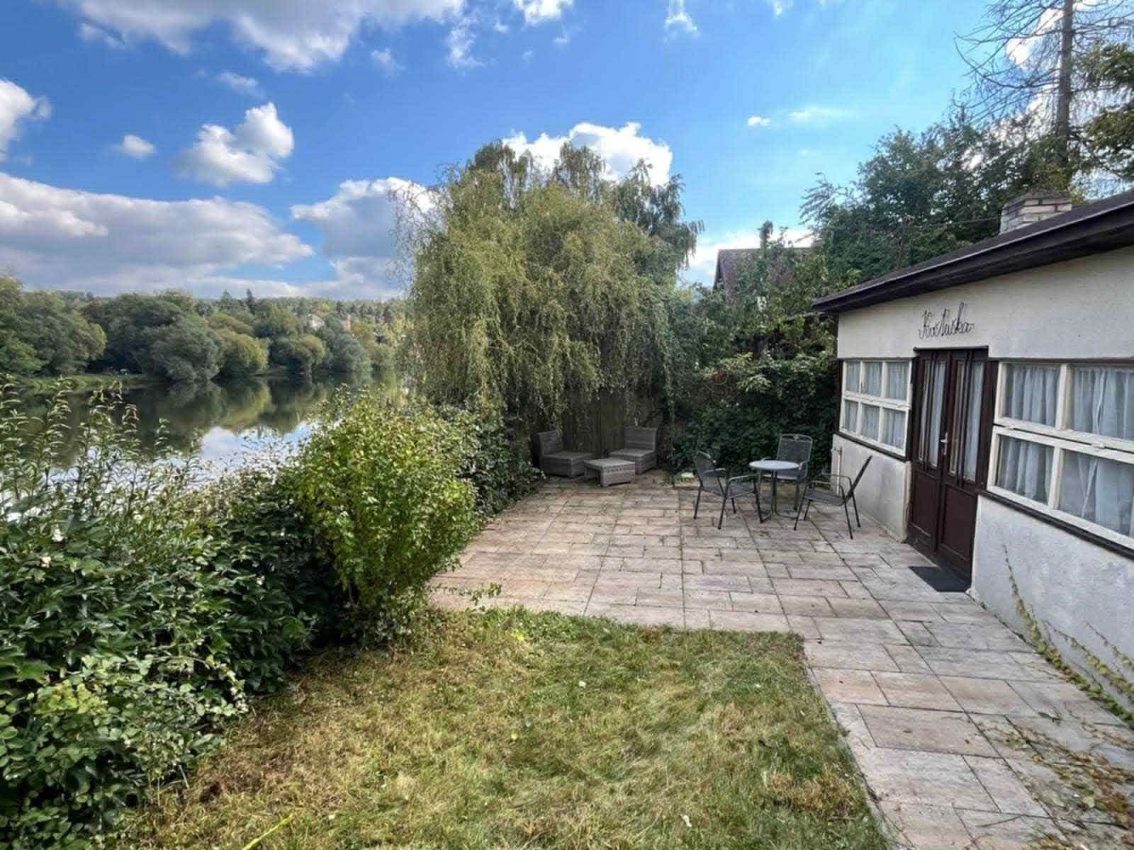 Prodej chaty, chalupy 38 m², pozemek 116 m², Černošice, Středočeský kraj Prodej chaty, chalupy 38 m², pozemek 116 m², Černošice, Středočeský kraj
