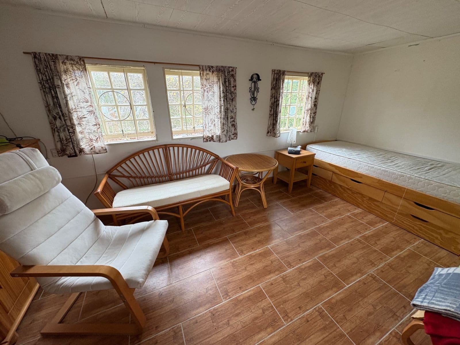 Prodej chaty, chalupy 38 m², pozemek 116 m², Černošice, Středočeský kraj Prodej chaty, chalupy 38 m², pozemek 116 m², Černošice, Středočeský kraj