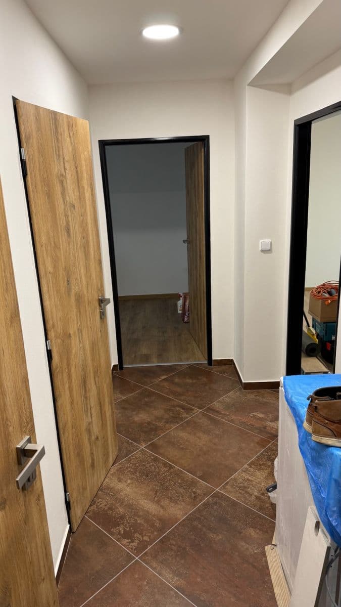 Pronájem bytu 3+1 68 m², Kpt. Fechtnera, Hradec Králové, Královéhradecký kraj Pronájem bytu 3+1 68 m², Kpt. Fechtnera, Hradec Králové, Královéhradecký kraj