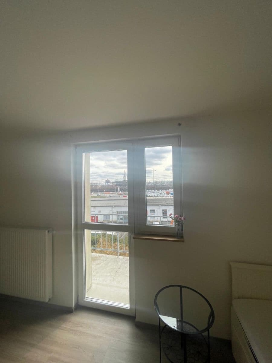 Pronájem bytu 2+kk 45 m², Mlýnská, Brno, Jihomoravský kraj Pronájem bytu 2+kk 45 m², Mlýnská, Brno, Jihomoravský kraj