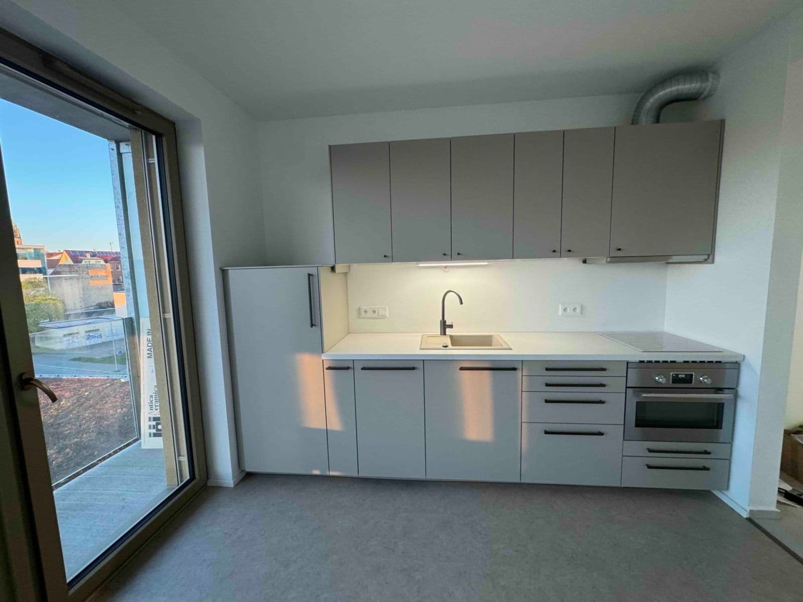 Pronájem bytu 1+kk 35 m², Zahradní, Plzeň, Plzeňský kraj Pronájem bytu 1+kk 35 m², Zahradní, Plzeň, Plzeňský kraj