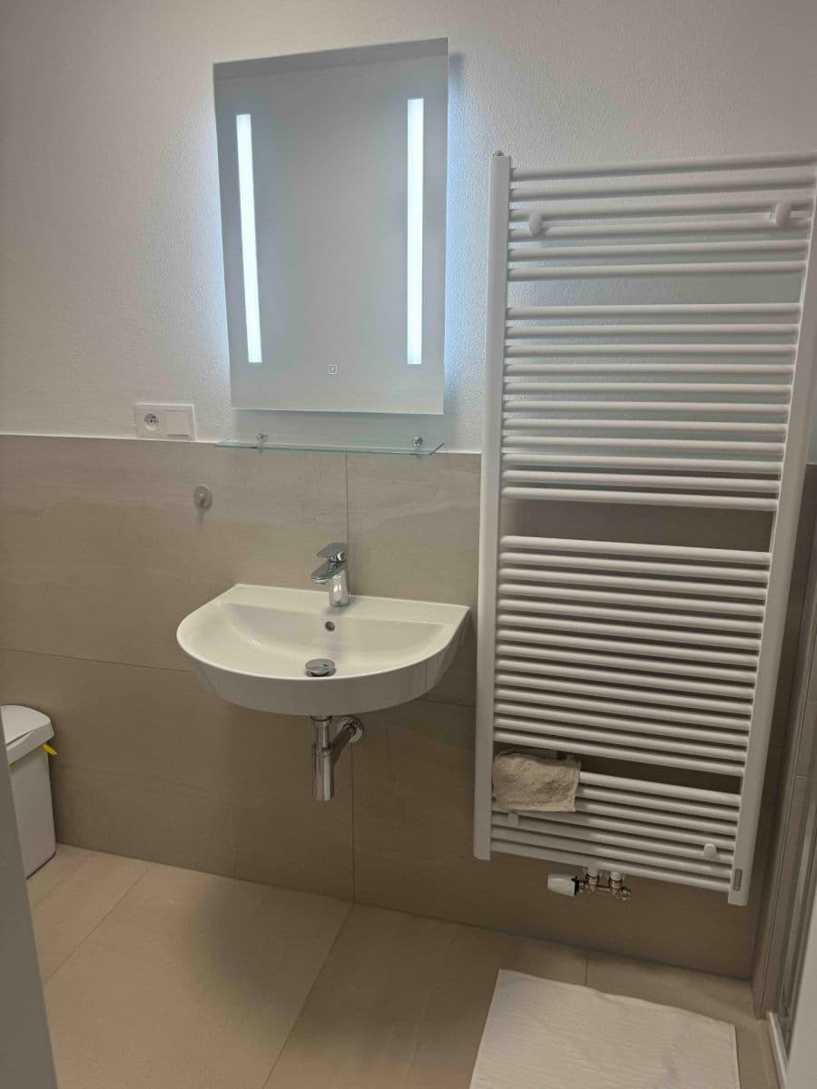 Pronájem bytu 1+kk 35 m², Zahradní, Plzeň, Plzeňský kraj Pronájem bytu 1+kk 35 m², Zahradní, Plzeň, Plzeňský kraj