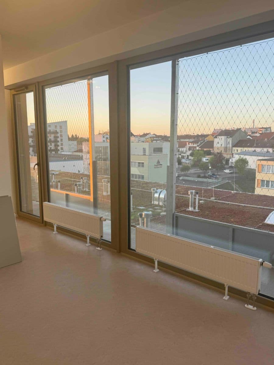 Pronájem bytu 1+kk 35 m², Zahradní, Plzeň, Plzeňský kraj Pronájem bytu 1+kk 35 m², Zahradní, Plzeň, Plzeňský kraj