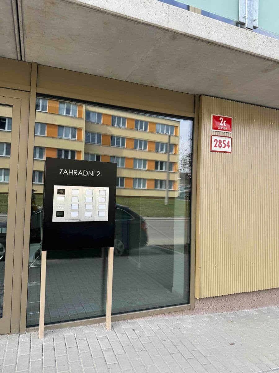 Pronájem bytu 1+kk 35 m², Zahradní, Plzeň, Plzeňský kraj Pronájem bytu 1+kk 35 m², Zahradní, Plzeň, Plzeňský kraj