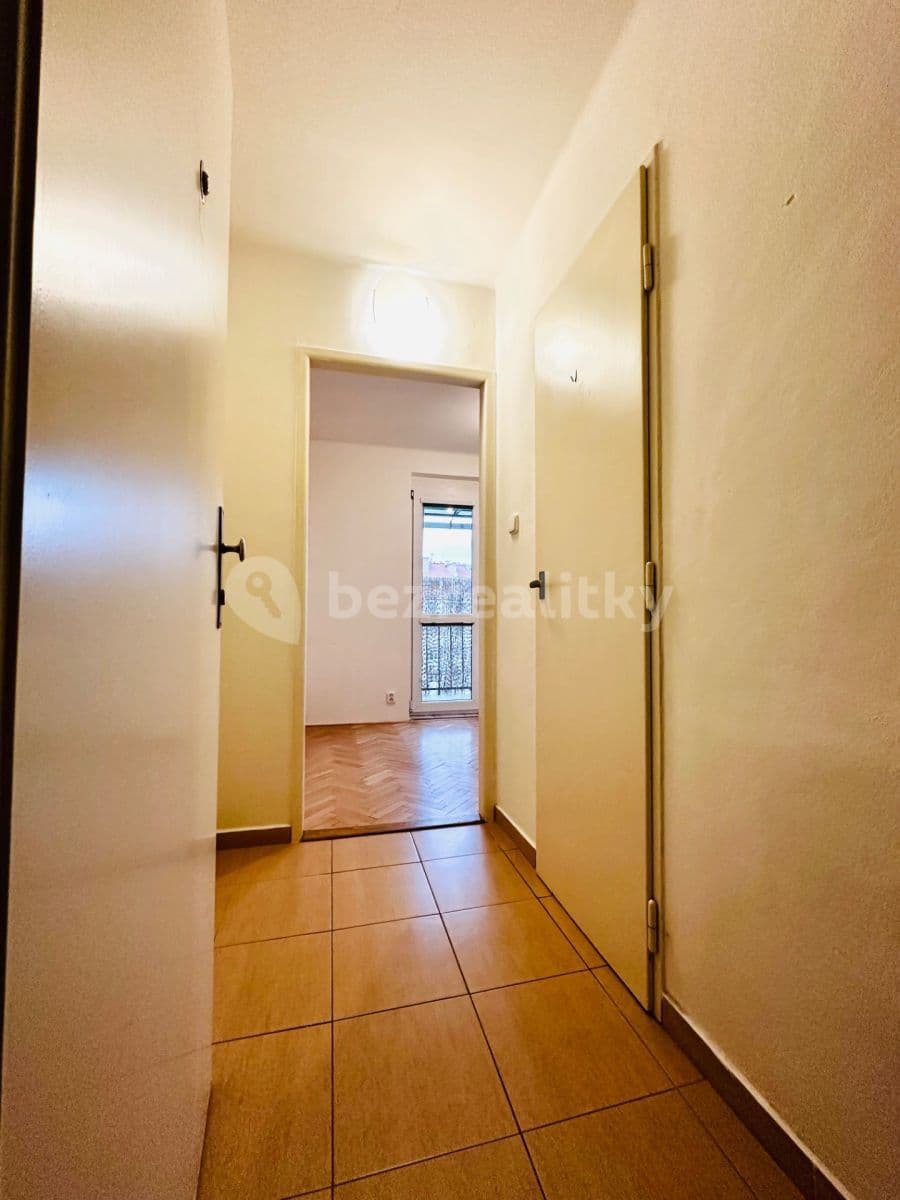 Pronájem bytu 1+kk 16 m², Vrchlického, Praha, Praha Pronájem bytu 1+kk 16 m², Vrchlického, Praha, Praha
