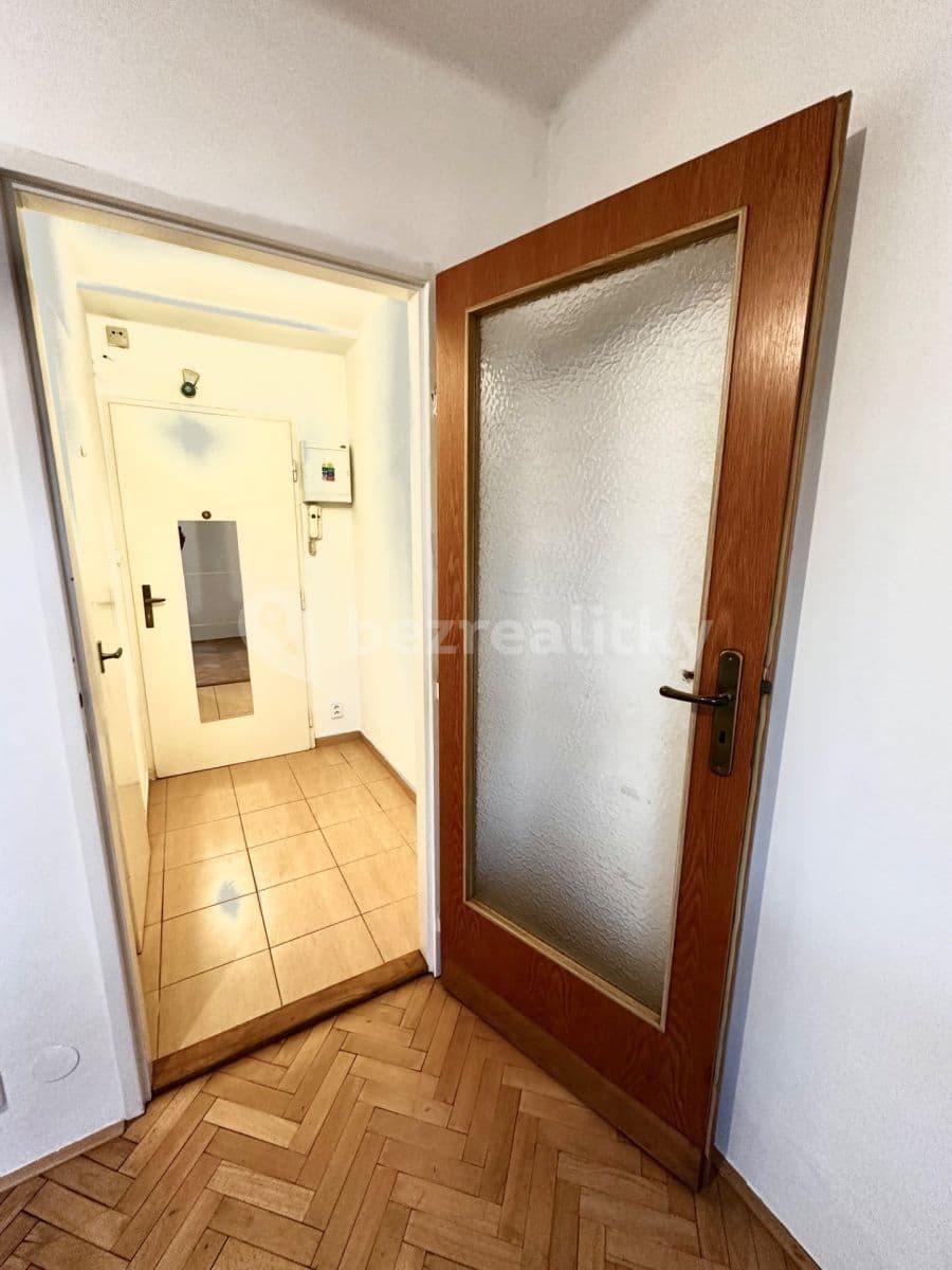 Pronájem bytu 1+kk 16 m², Vrchlického, Praha, Praha Pronájem bytu 1+kk 16 m², Vrchlického, Praha, Praha
