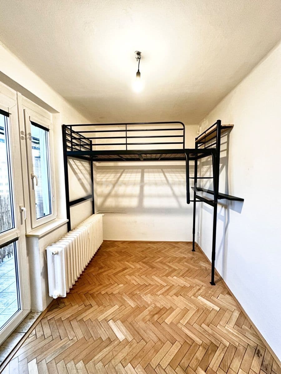 Pronájem bytu 1+kk 16 m², Vrchlického, Praha, Praha Pronájem bytu 1+kk 16 m², Vrchlického, Praha, Praha