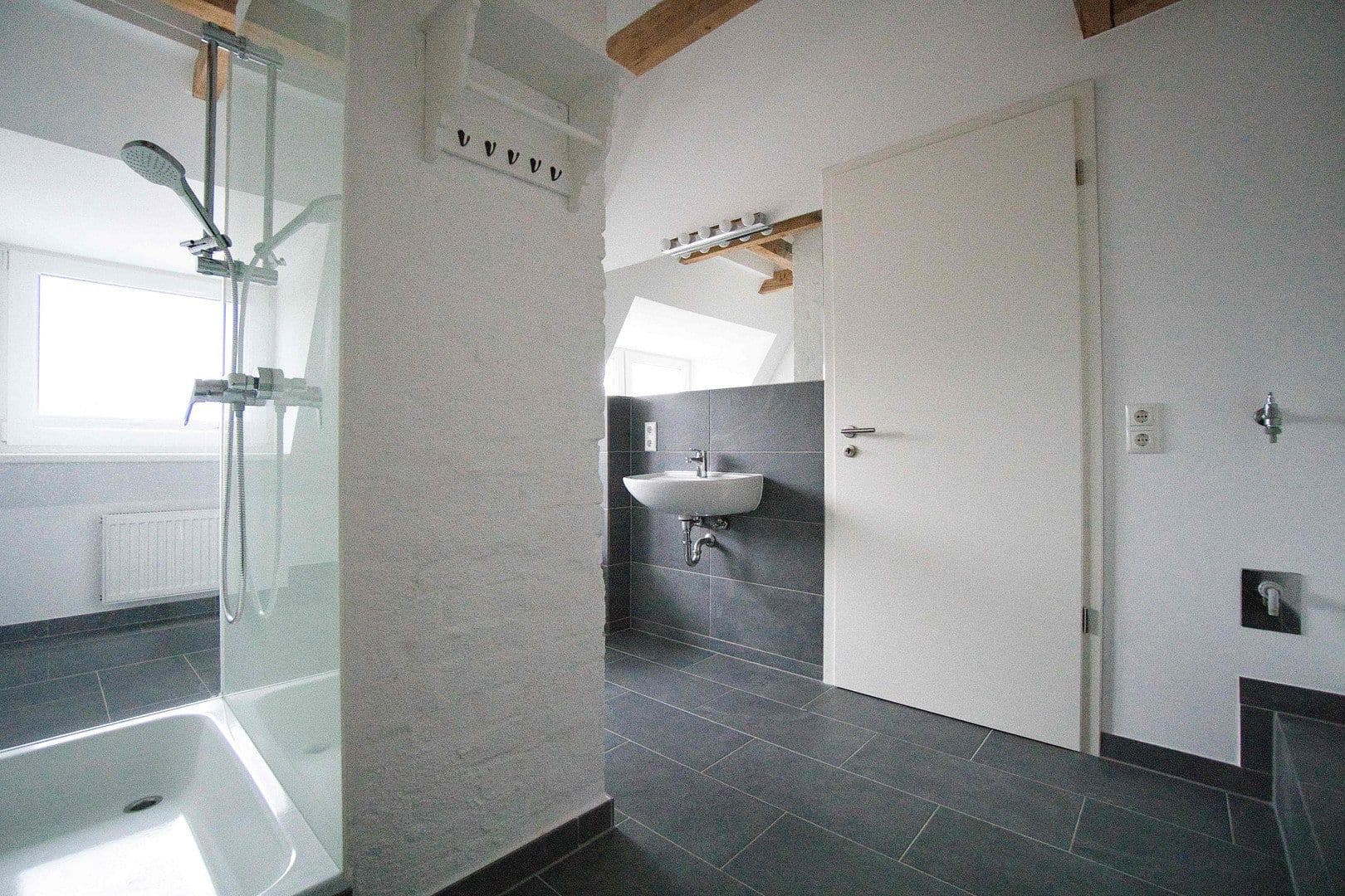 Prodej bytu 3+1 82 m², Eckernförder Str. 56, Kiel, Šlesvicko-Holštýnsko Prodej bytu 3+1 82 m², Eckernförder Str. 56, Kiel, Šlesvicko-Holštýnsko